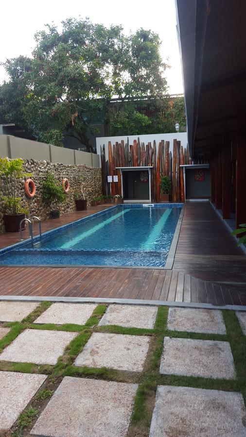 Grand Tembaga Hotel Timika Exterior photo